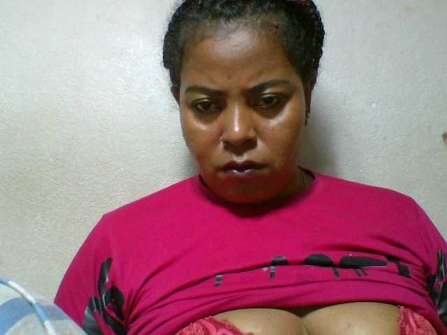 Barbie12 live cam on BongaCams