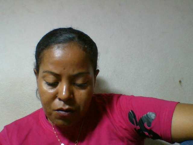 Barbie12 live cam on BongaCams