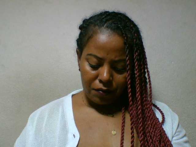 Barbie12 live cam on BongaCams
