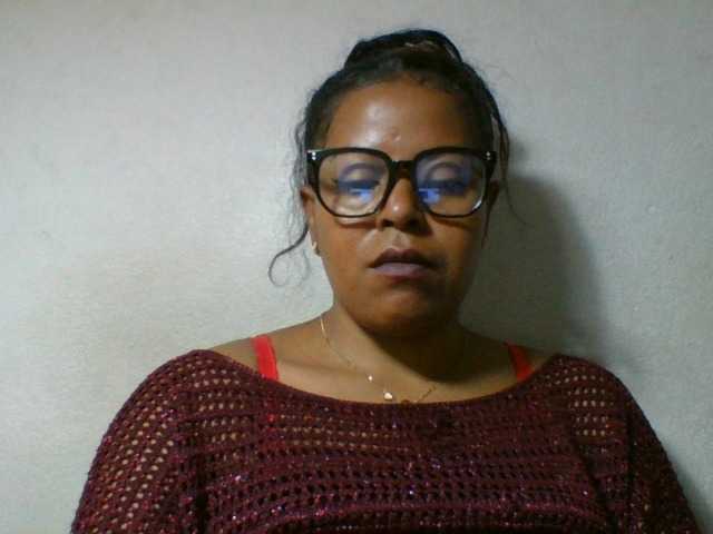 Barbie12 live cam on BongaCams