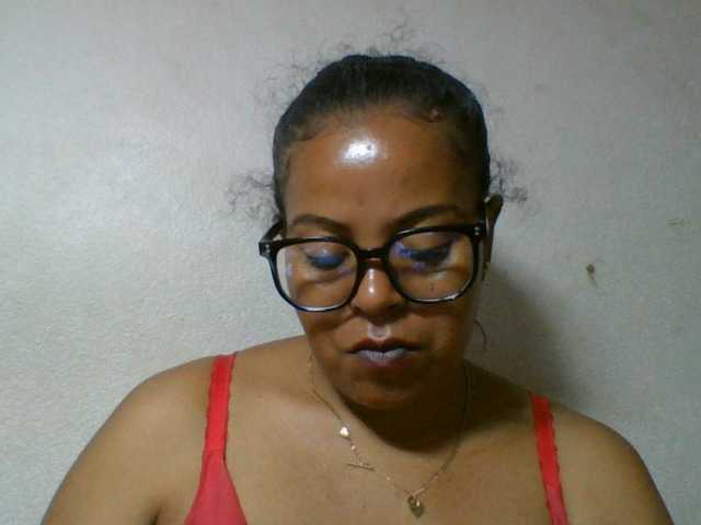 Barbie12 live cam on BongaCams