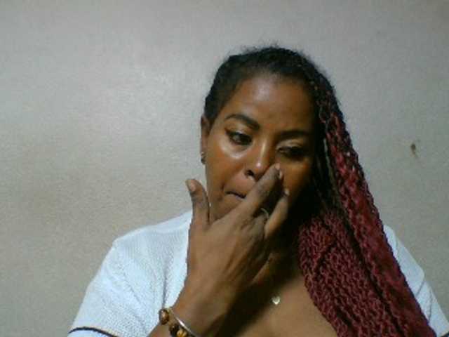 Barbie12 live cam on BongaCams