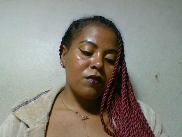 Barbie12 live cam on BongaCams