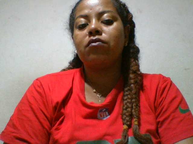 Barbie12 live cam on BongaCams