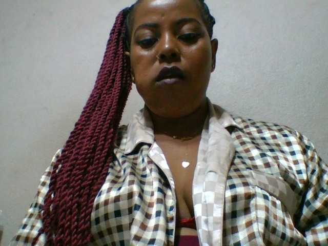 Barbie12 live cam on BongaCams