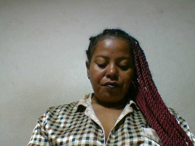Barbie12 live cam on BongaCams