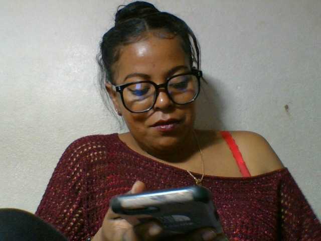 Barbie12 live cam on BongaCams