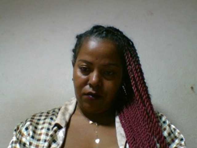 Barbie12 live cam on BongaCams