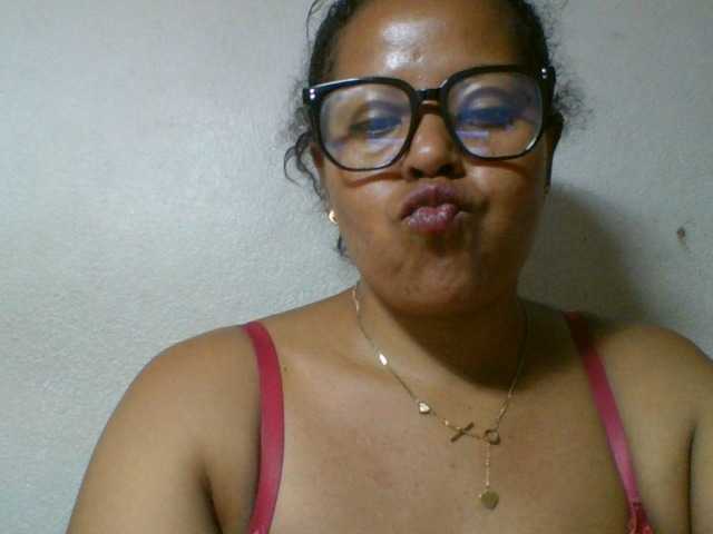 Barbie12 live cam on BongaCams