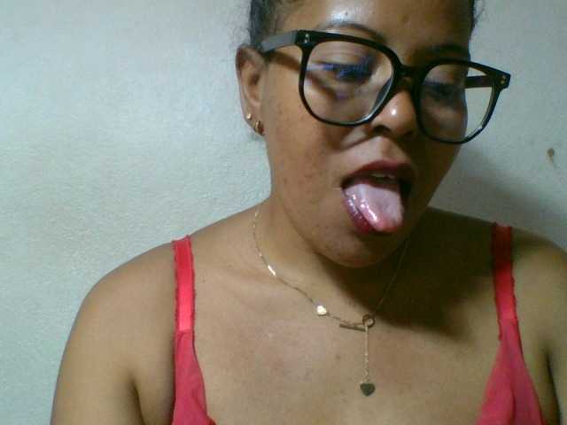 Barbie12 live cam on BongaCams