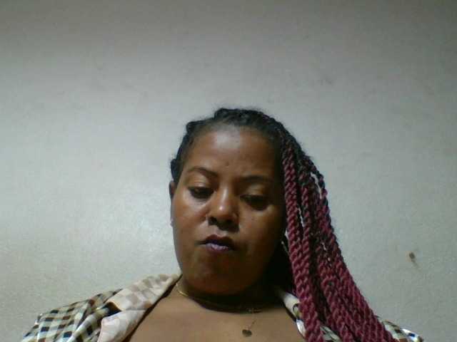 Barbie12 live cam on BongaCams