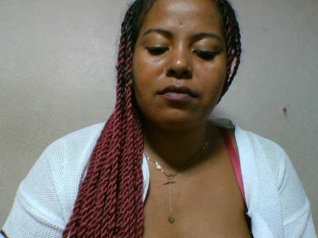 Barbie12 live cam on BongaCams
