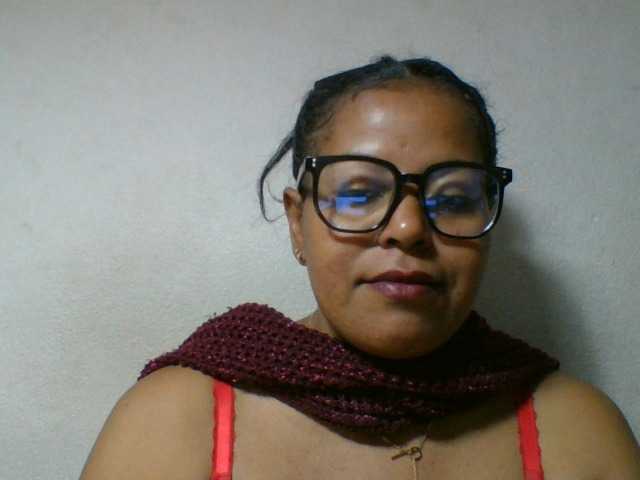 Barbie12 live cam on BongaCams