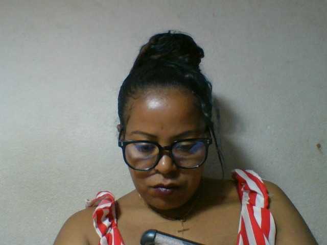 Barbie12 live cam on BongaCams