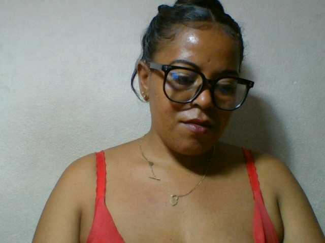 Barbie12 live cam on BongaCams