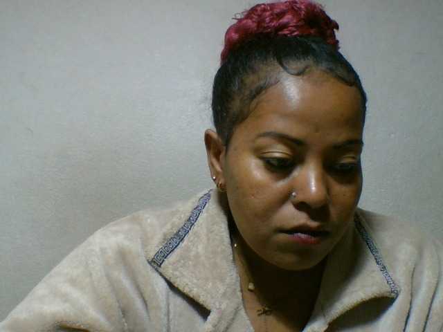 Barbie12 live cam on BongaCams