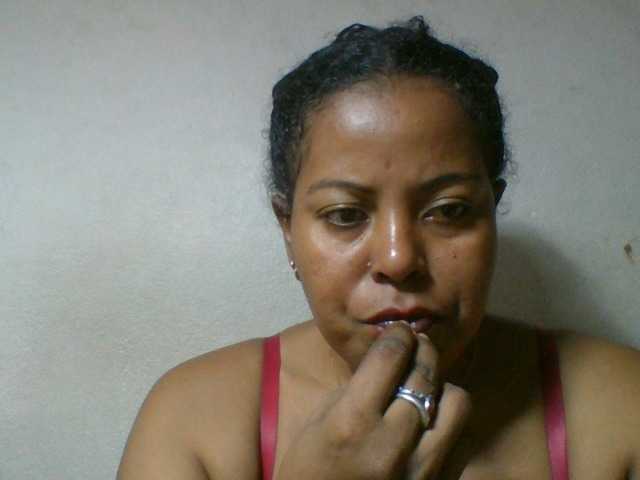 Barbie12 live cam on BongaCams