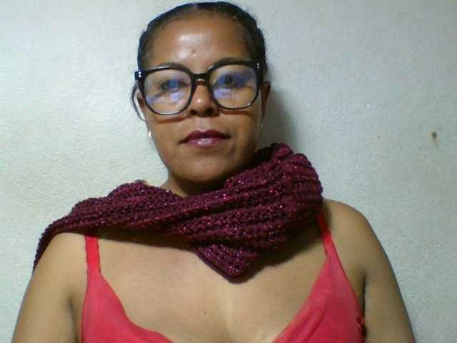 Camgirl Barbie12 sur Bongacams