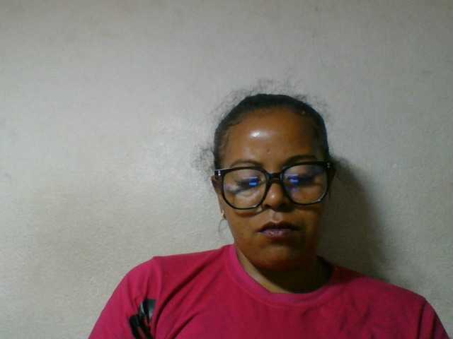 Barbie12 live cam on BongaCams