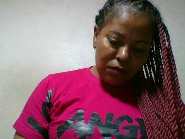 Barbie12 live cam on BongaCams