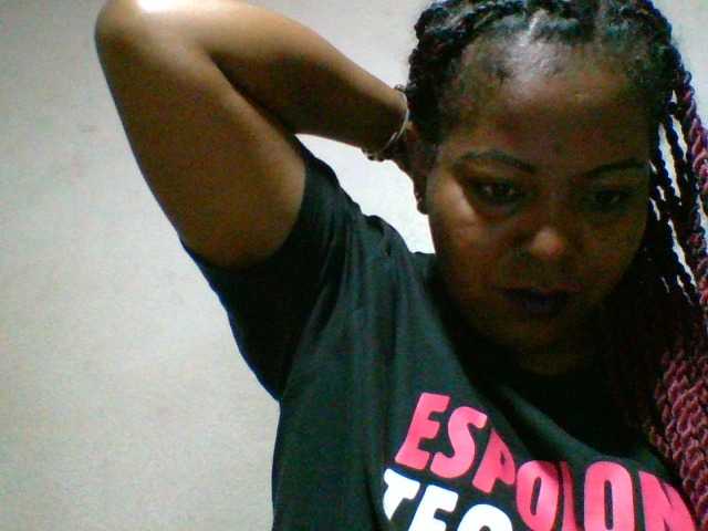 Barbie12 live cam on BongaCams