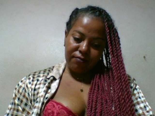 Barbie12 live cam on BongaCams