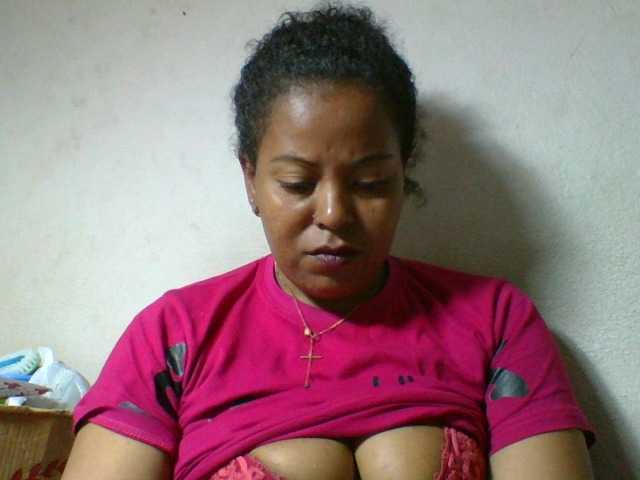 Barbie12 live cam on BongaCams