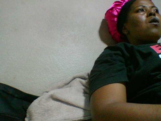 Barbie12 live cam on BongaCams