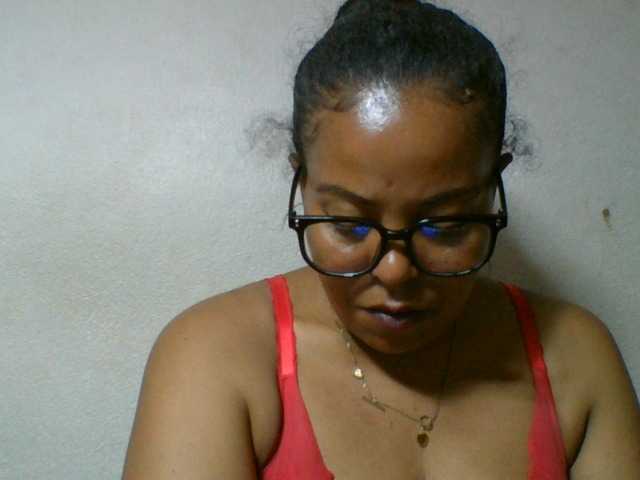 Barbie12 live cam on BongaCams