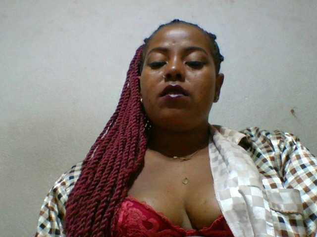 Barbie12 live cam on BongaCams