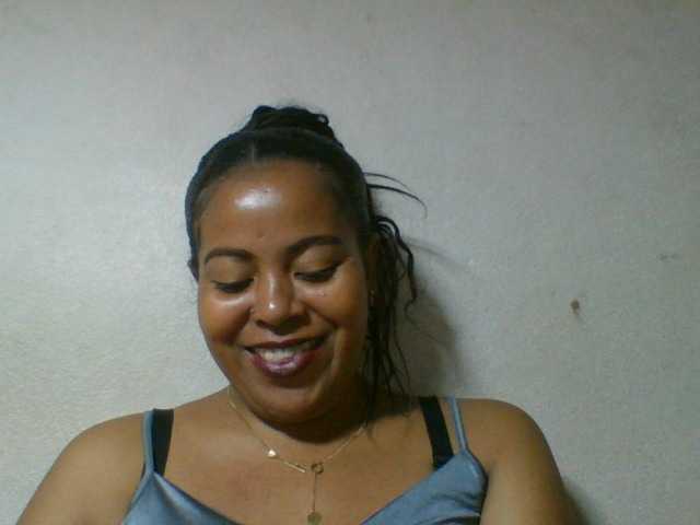 Barbie12 live cam on BongaCams