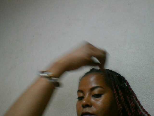 Barbie12 live cam on BongaCams