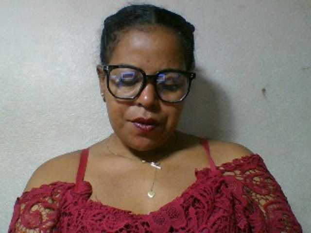 Barbie12 live cam on BongaCams
