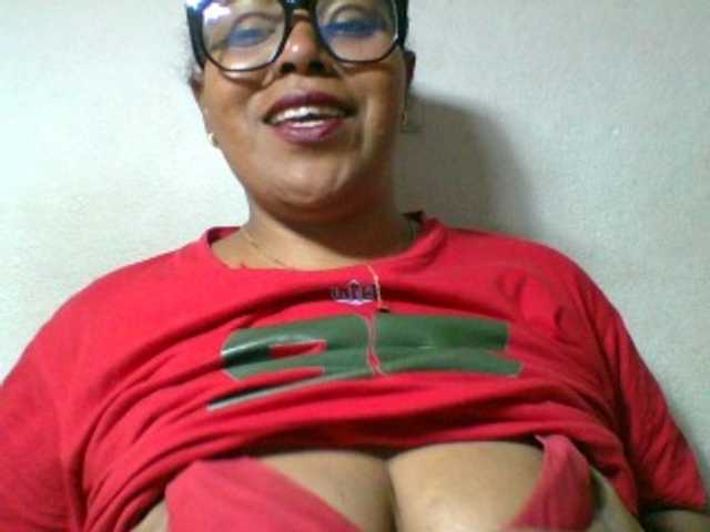 Barbie12 live cam preview