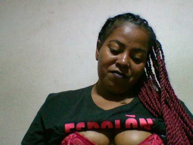 Barbie12 live cam on BongaCams