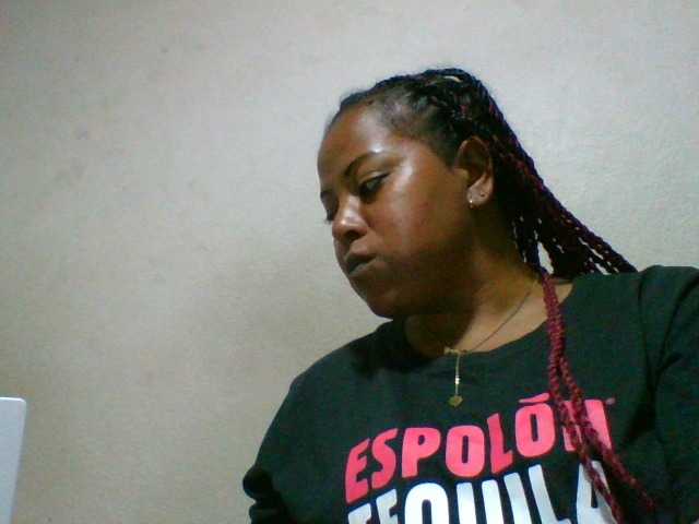 Barbie12 live cam on BongaCams