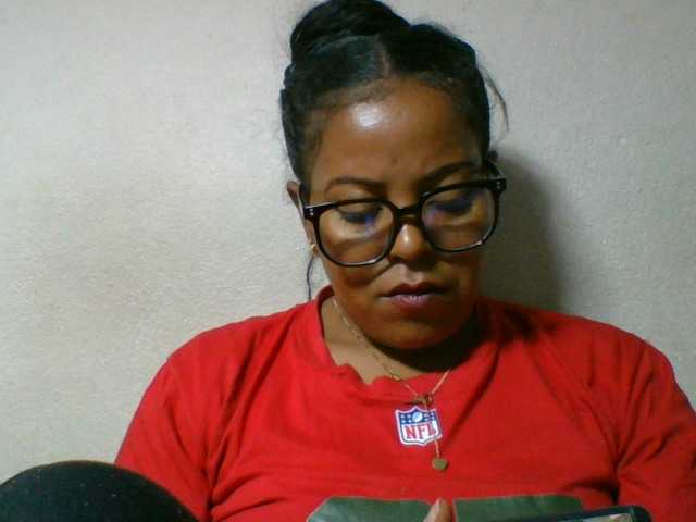 Barbie12 live cam on BongaCams
