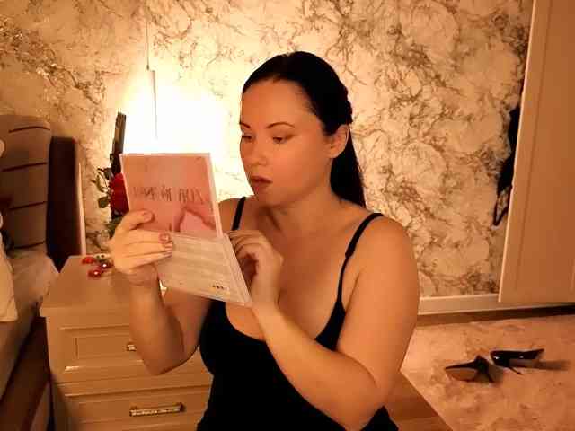 Juliamills webcam