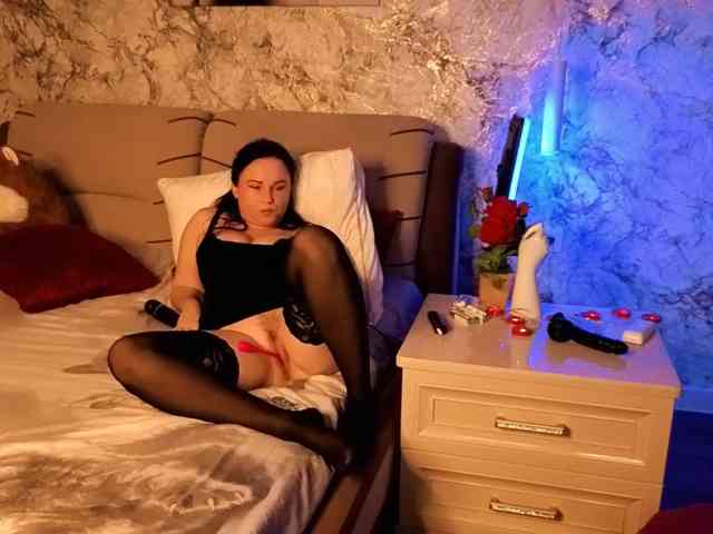 Juliamills webcam