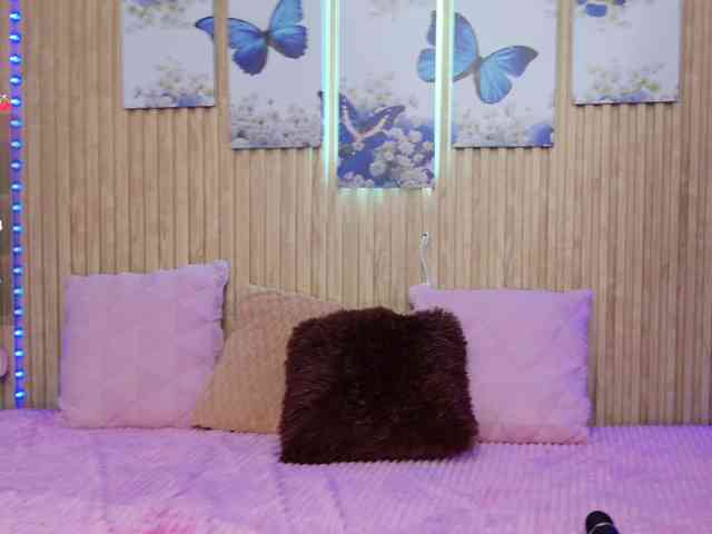 Moon-celeste Live Webcam on BongaCams