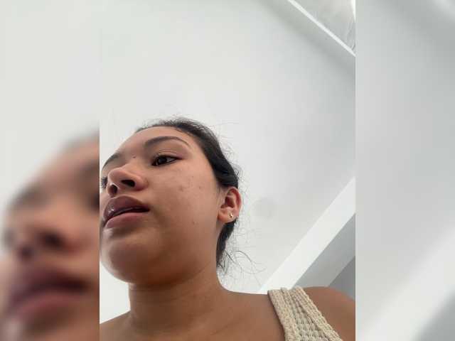 Sarayu- live cam on BongaCams