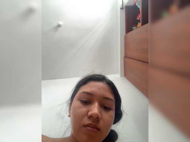 Sarayu- live cam on BongaCams