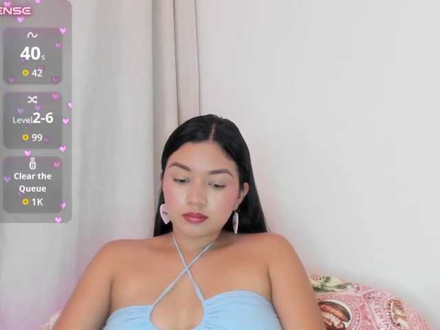 Sarayu- live cam on BongaCams