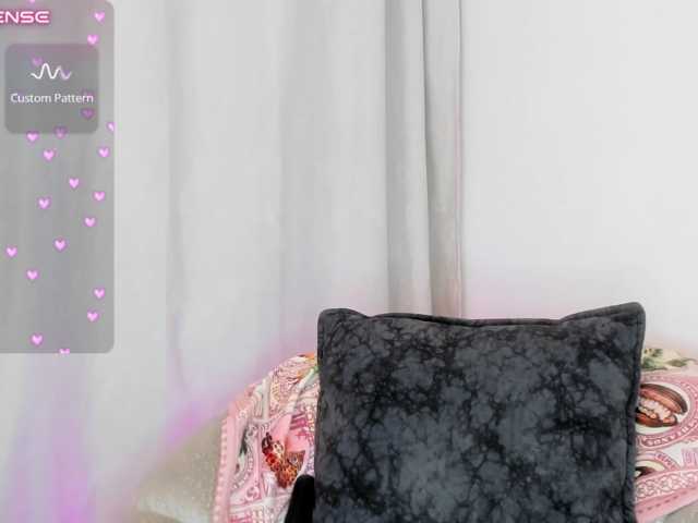Sarayu- live cam on BongaCams