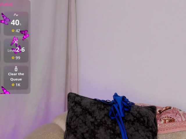 Sarayu- live cam on BongaCams