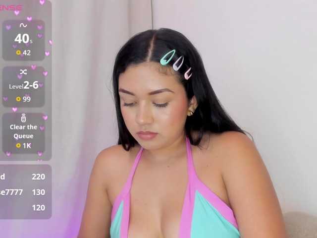 Sarayu- live cam on BongaCams