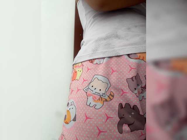 Sarayu- live cam on BongaCams