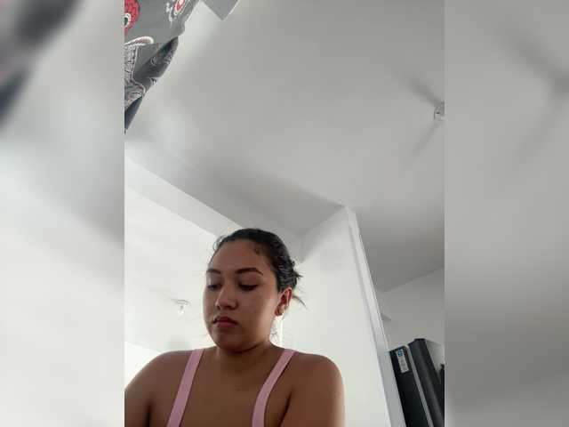 Sarayu- live cam on BongaCams