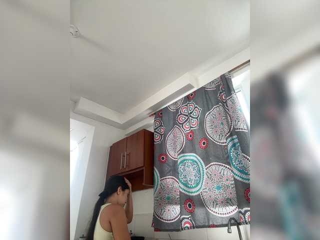 Sarayu- live cam on BongaCams