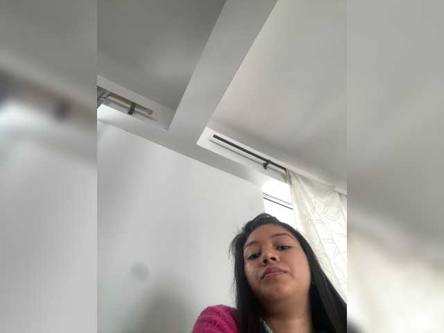 Sarayu- live cam on BongaCams